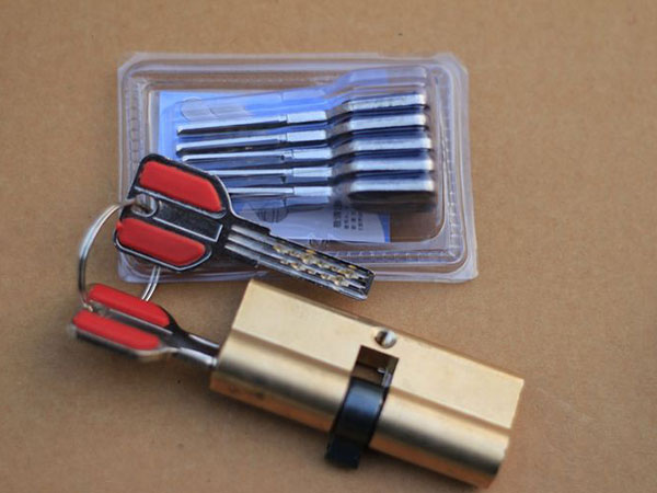 连山24小时上门开锁公司